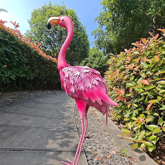 QNGCOLRCY Garden Statues Flamingo Sculptures Metal Yard Art, Pink Bird Art Outdoor Backyard Decor Patio Lawn Porch Ornament Flamingo Yard Decoration (Pink with White)